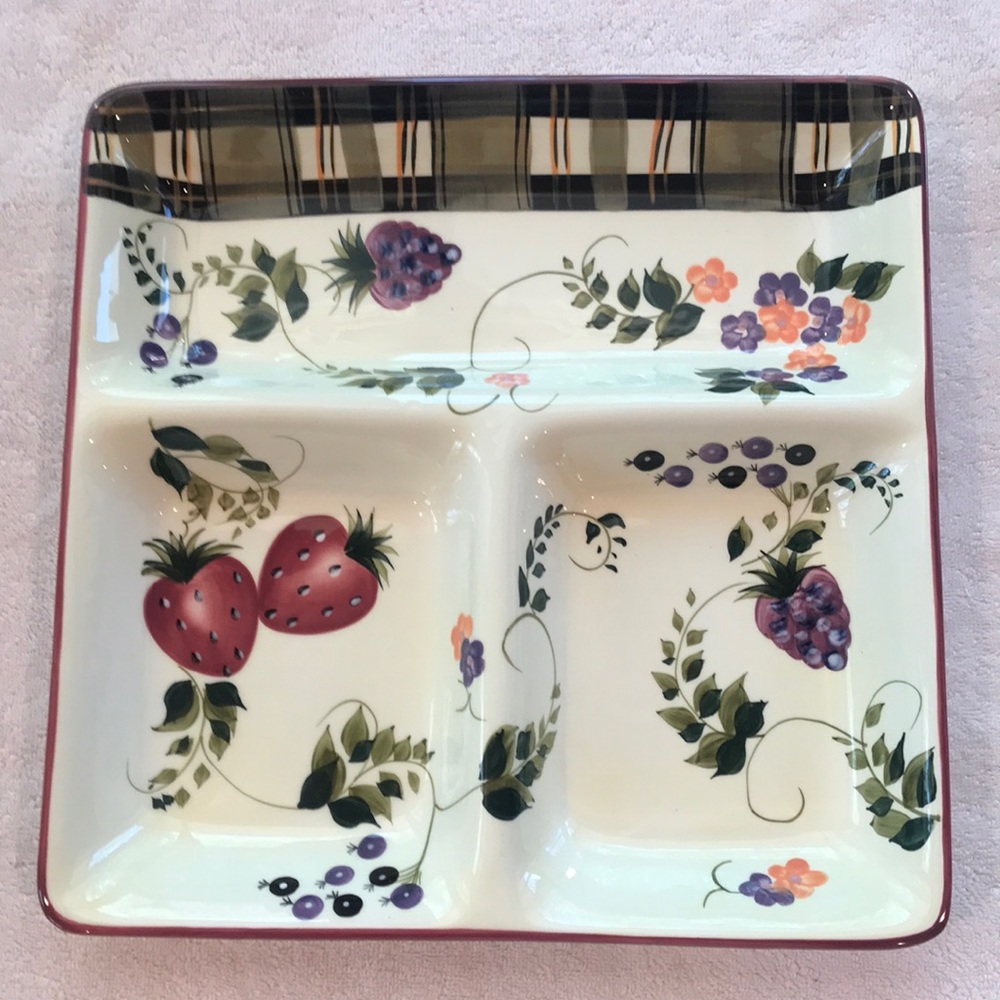 Oneida Strawberry Plaid 3 Section Serving Tray